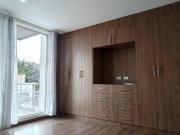 EN ALQUILER HERMOSO DEPARTAMENTO CON BALCON UBICADO EN...