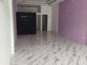 En alquiler local comercial 60m2 PB En Plaza Comercial,...