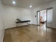 En alquiler local comercial en planta alta en Kennedy