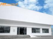 En alquiler Local Con amplio Terreno 1600m² Mucho Lote...