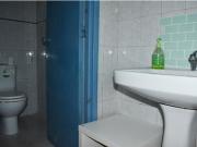 En alquiler local de 25 m2 con sótano de 32 m2 junto a...