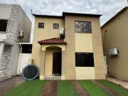 En alquiler lujosa casa en Villa Club, Via Samborondon