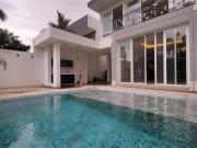 En alquiler lujosa y moderna casa al lago en Isla del...