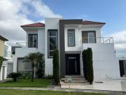 En alquiler lujosa y moderna casa en Estancias del Rio,...