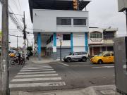 EN ALQUILER O VENTA EDIFICIO COMERCIAL EN EL CENTRO DE...