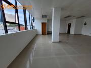 En alquiler Oficina 68m² Edificio Empresarial, Kennedy 4917