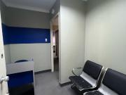 En Alquiler Oficina de 42m2 en El Rosal. Chacao Caracas