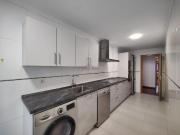 En alquiler Piso seminuevo y muy soleado en zona residencia