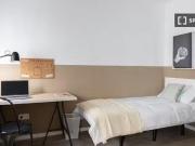 Barato Se alquila habitación en apartamento de 2...