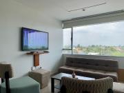 En Alquiler: Suite Amoblada con Parqueo, Edif....