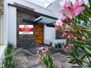 EN ALTOZANO CASA NUEVA EN VENTA EN UNO DE LOS COTOS...