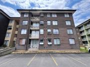 En arriendo departamento en condominio Jardín Prado