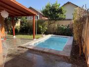 EN ARRIENDO – PRECIOSA Y REMODELADA CASA DE 3 PISOS EN...