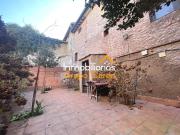 EN BAÑOS DE RIOJA CASA DE PUEBLO RESTAURADA, CON PATIO...