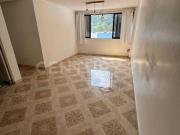 En calle Cerrada, 3 recamaras, en 1er piso