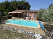 EN CAMPAGNE VILLA AVEC TERRAIN ET PISCINE