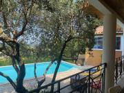 En colline de Pernes villa d'env 187 m2 187m² Pernes...