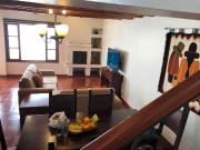 En Cotacachi, cerca al parque La Matriz, rento hermosa...