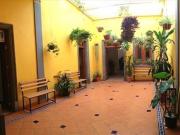 En el centro de la ciudad/au centre ville/ in downtown