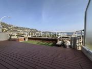 En exclsuivité studio entièrement renové avec grande...