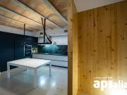 EN GRACIA, CON PISCINA Y PATIO PRIVADO