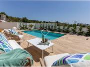 Esta bonito/a casa de dos plantas de 97 m² con terraza,...