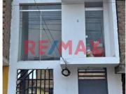 ¡En Laredo: Casa De 3 Pisos Con Acabados De Primera En...