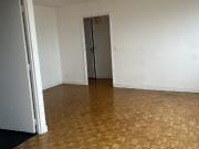 En location Appartement 1 pièce 38 m