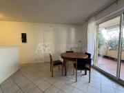 En location Appartement 2 pièces 45 m