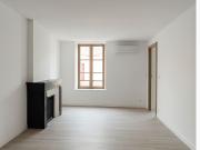 En location Appartement 2 pièces 50 m