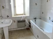 En location Appartement 2 pièces 54 m