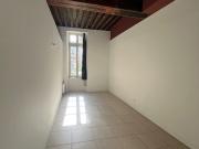 En location Appartement 2 pièces 56 m