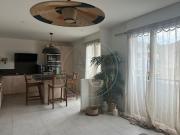 En location Appartement 2 pièces 64 m