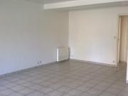 En location Appartement 2 pièces 65 m