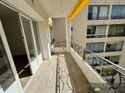 En location Appartement 2 pièces 74 m
