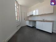 En location Appartement 3 pièces 121 m