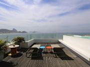 En location Appartement 3 pièces 325 m