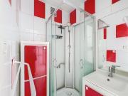 En location Appartement 3 pièces 45 m