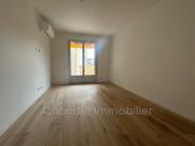 En location Appartement 3 pièces 55 m