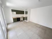 En location Appartement 3 pièces 59 m