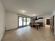 En location Appartement 3 pièces 63 m