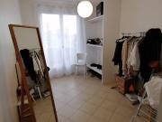 En location Appartement 3 pièces 65 m