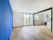 En location Appartement 3 pièces 65 m