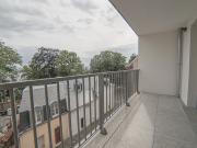 En location Appartement 3 pièces 65 m