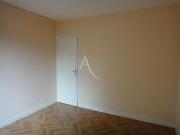 En location Appartement 3 pièces 66 m