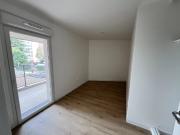 En location Appartement 3 pièces 70 m