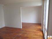 En location Appartement 3 pièces 70 m