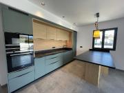 En location Appartement 3 pièces 71 m