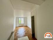 En location Appartement 3 pièces 71 m
