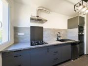 En location Appartement 3 pièces 74 m